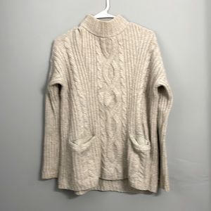 Abercrombie sweater